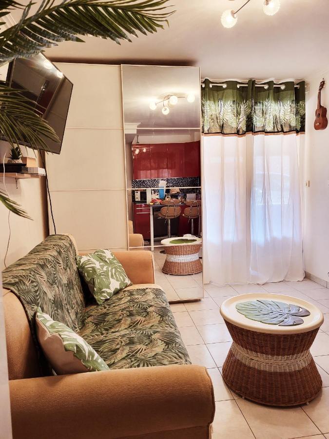 Le Studio Tahiti 4 Pers 600M De La Plage La Faviere Bormes-les-Mimosas Eksteriør billede